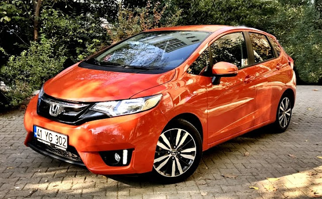 En Ucuz Sıfır Otomatik Vites Arabalar (Honda Jazz)